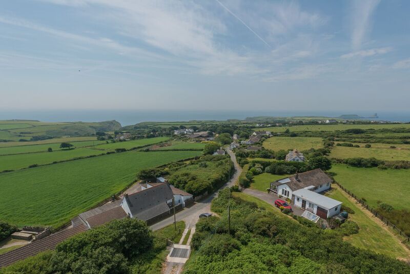 Rhossili centre